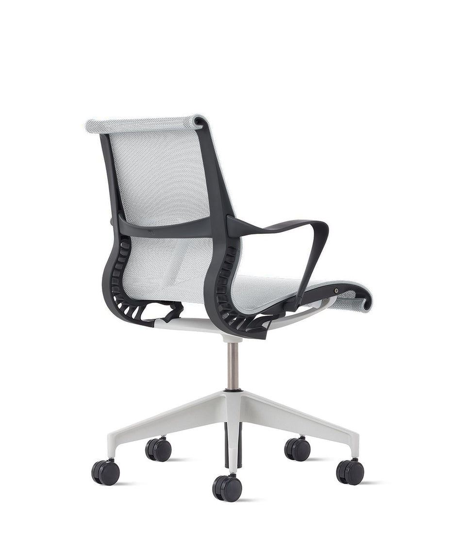 Setu Fixed Arms Chair