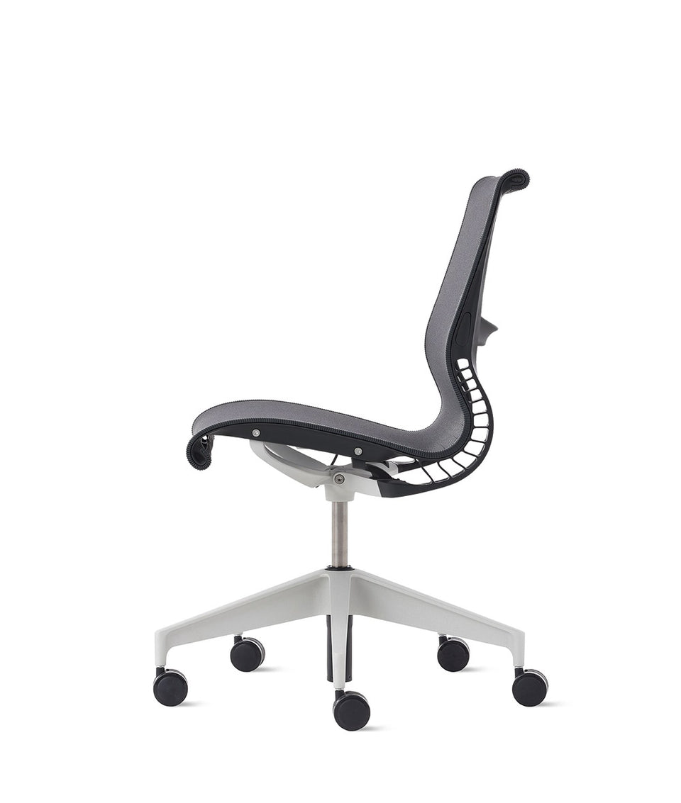 Setu Armless Chair