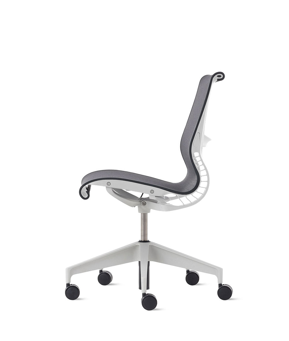 Setu Armless Chair