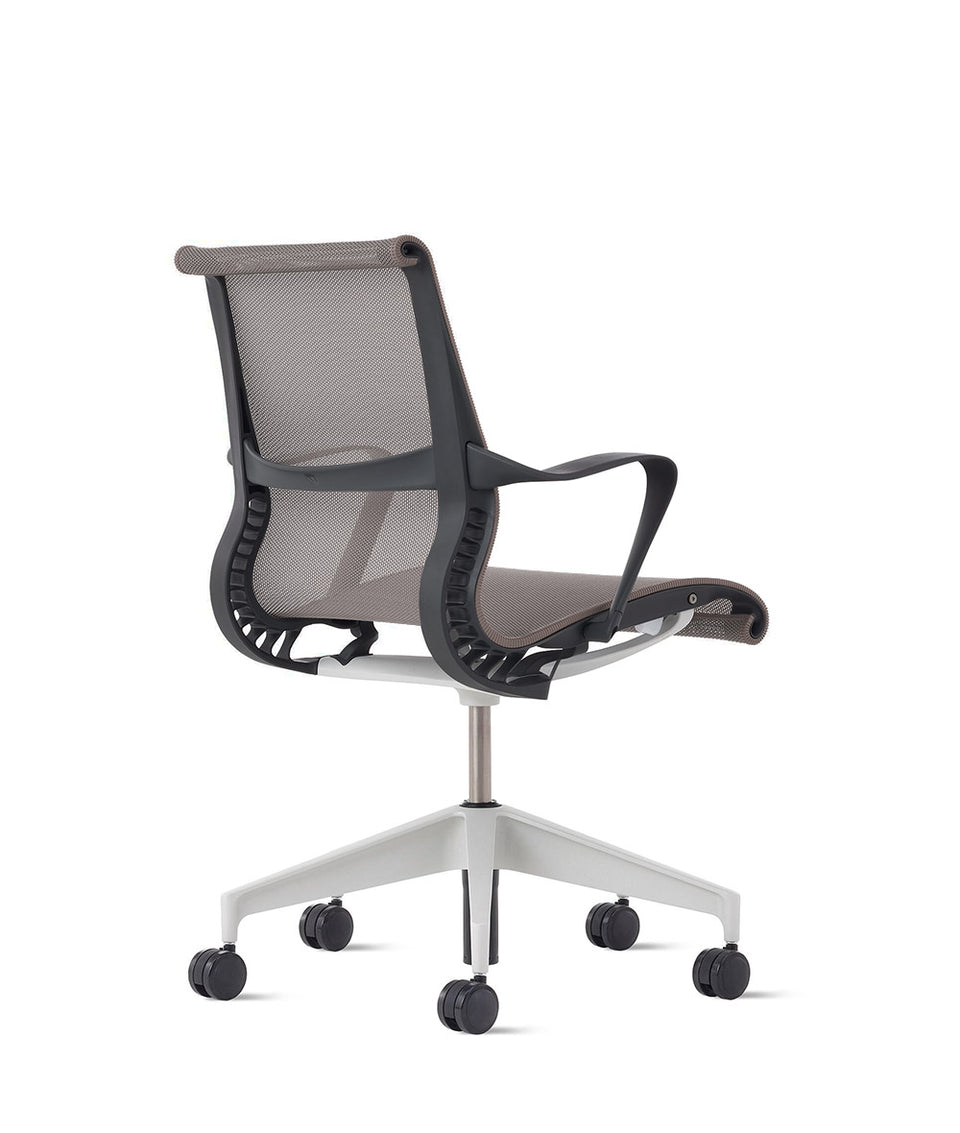Setu Fixed Arms Chair