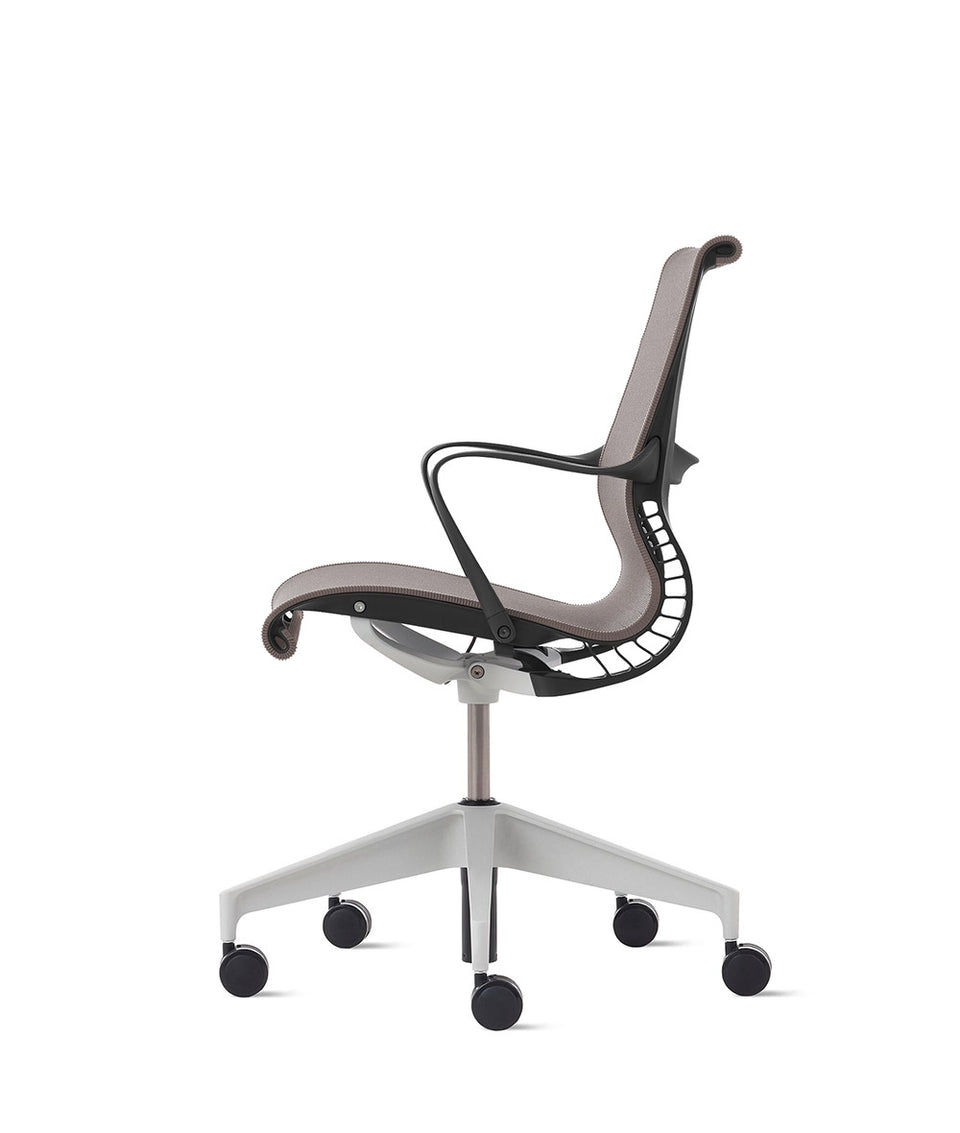 Setu Fixed Arms Chair