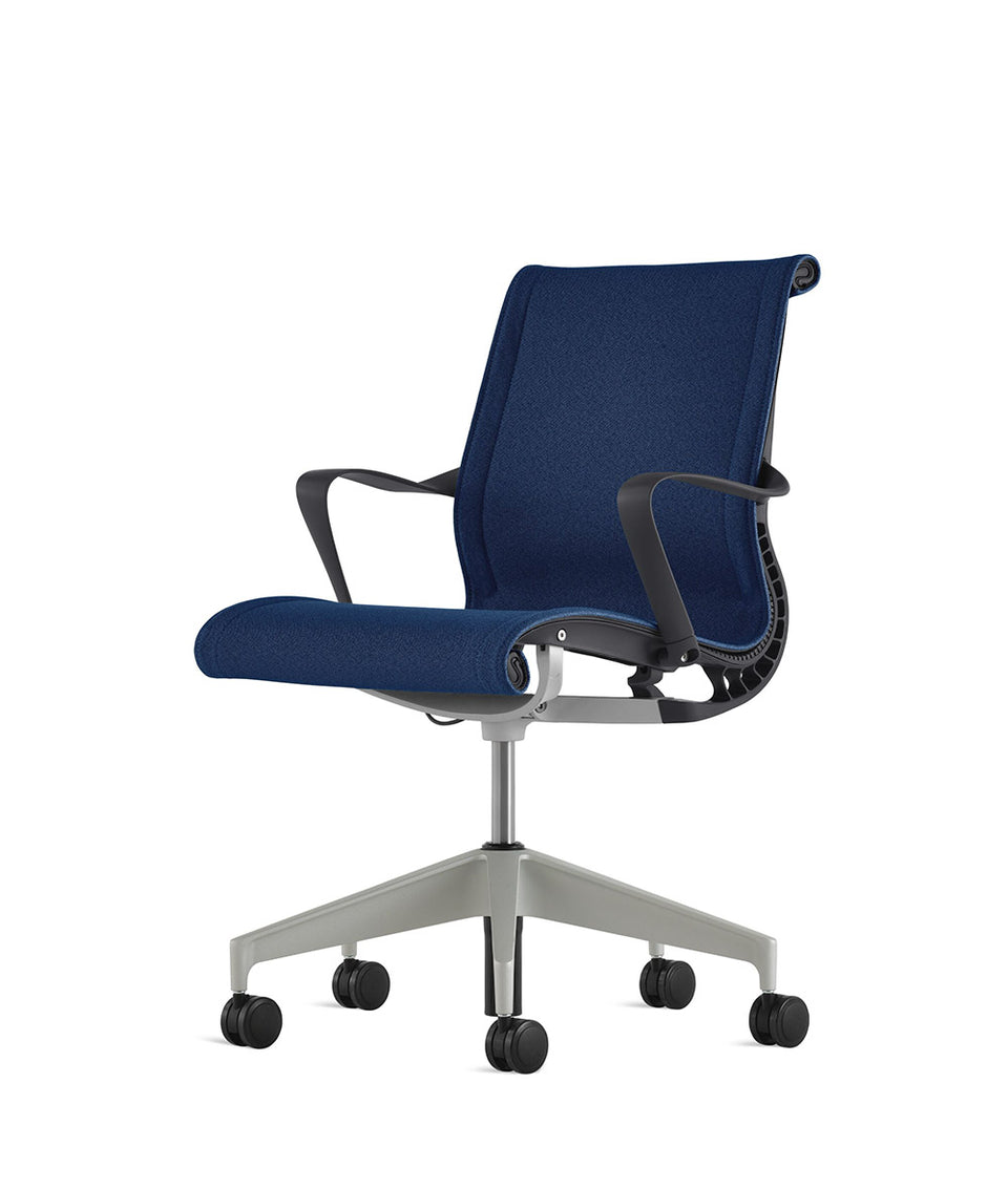 Setu Fixed Arms Chair