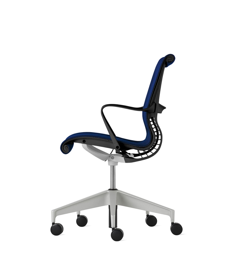 Setu Fixed Arms Chair