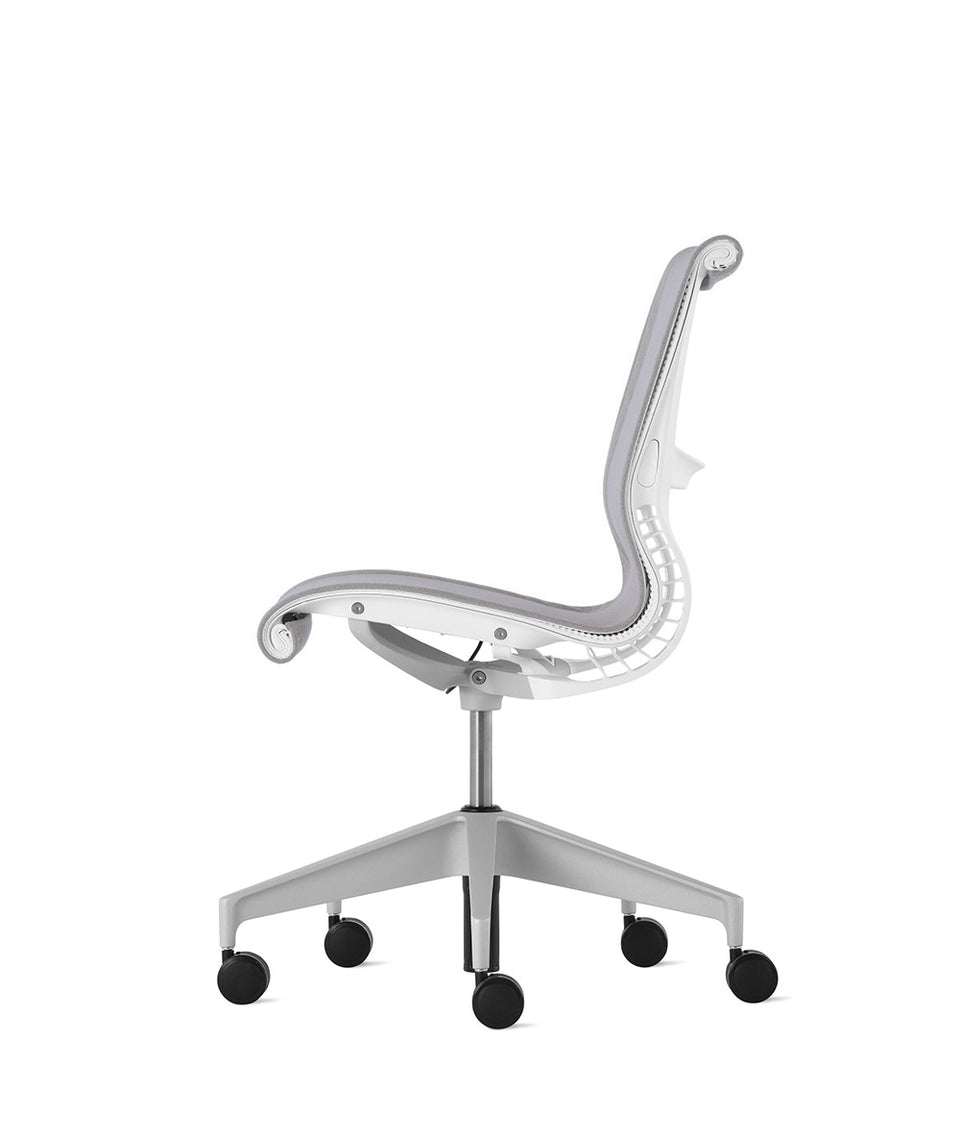 Setu Armless Chair