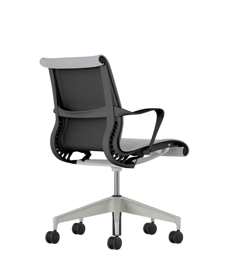 Setu Fixed Arms Chair