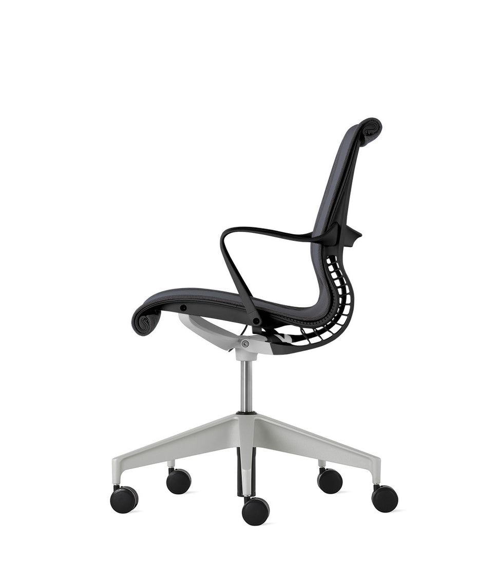 Setu Fixed Arms Chair
