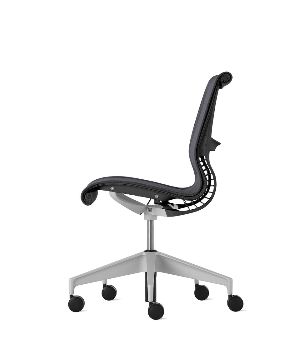 Setu Armless Chair