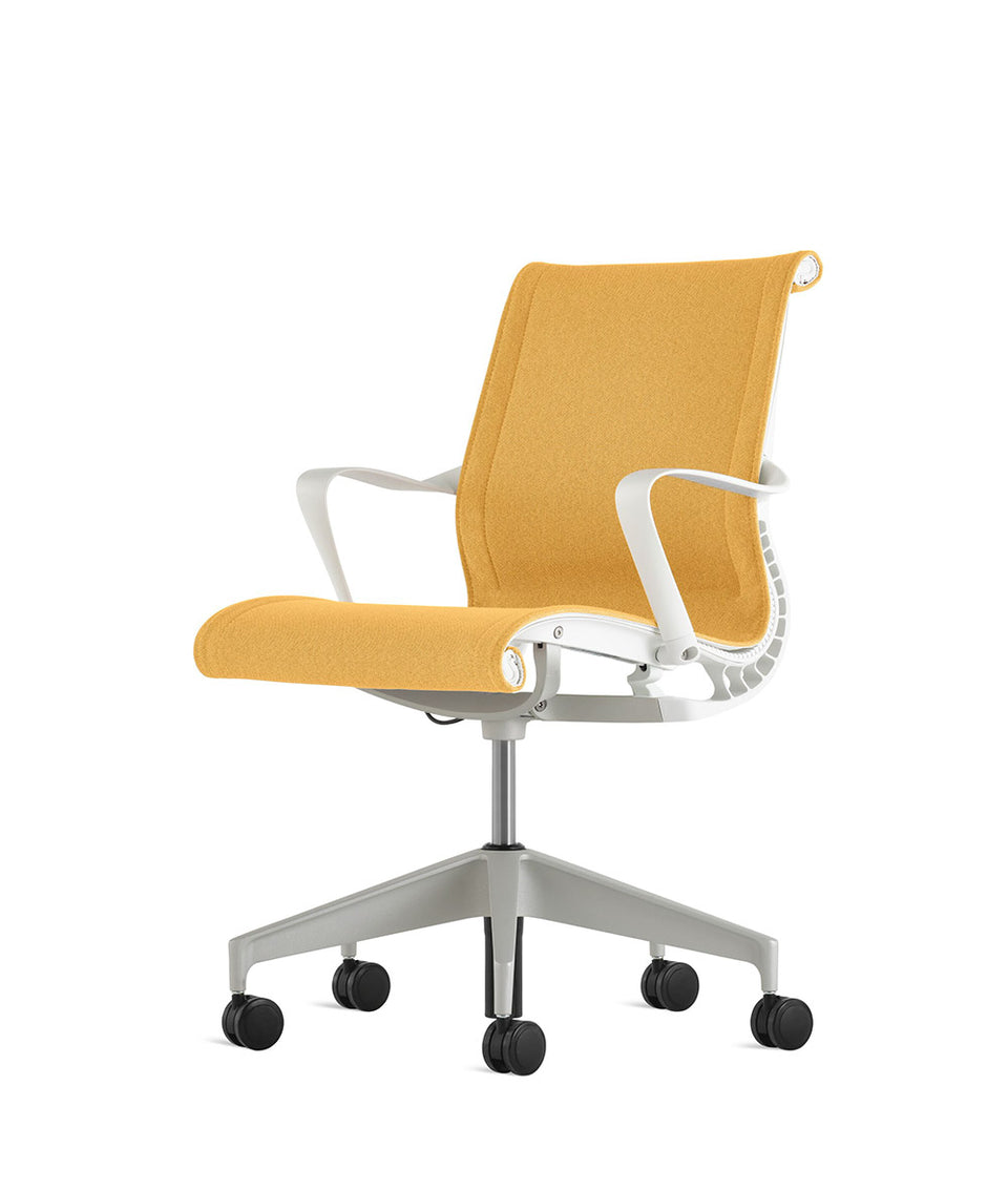 Setu Fixed Arms Chair