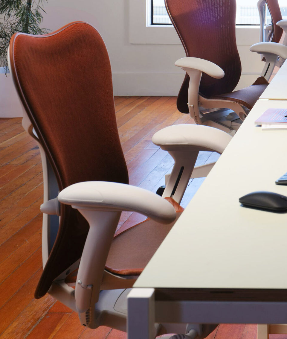 Mirra 2 Cordovan Butterfly Office Chair