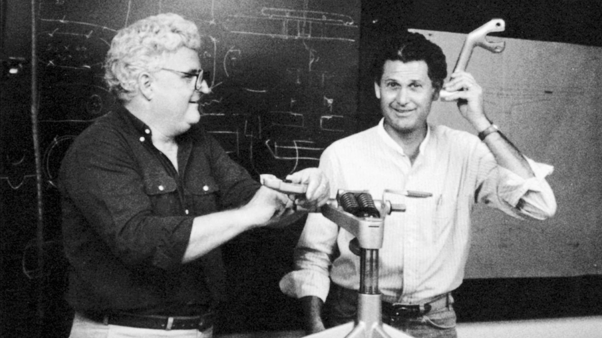 Bill Stumpf and Don Chadwick working on the Ergon chair